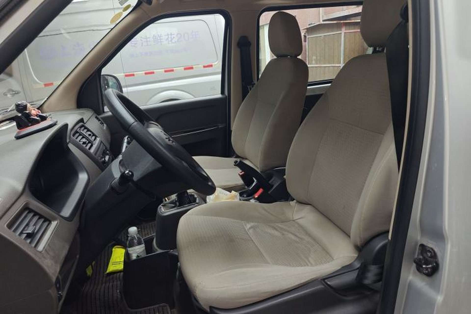 Used Wuling Rongguang 2020 1.2L S Base Model China VI Left Front Seat