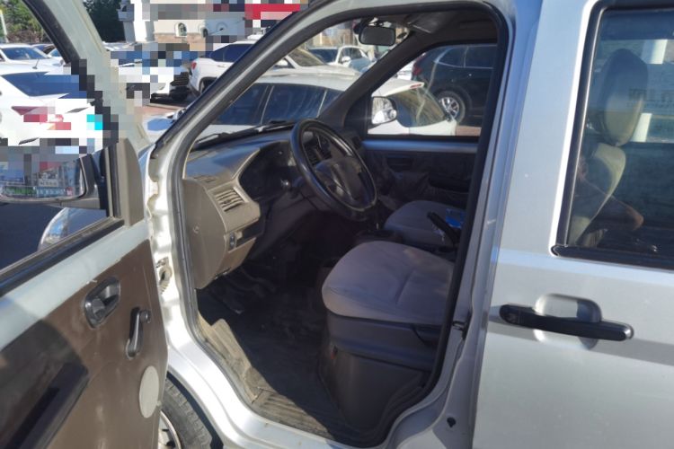 Used Wuling Rongguang 2020 1.2L S Base Model China VI Left Front Seat