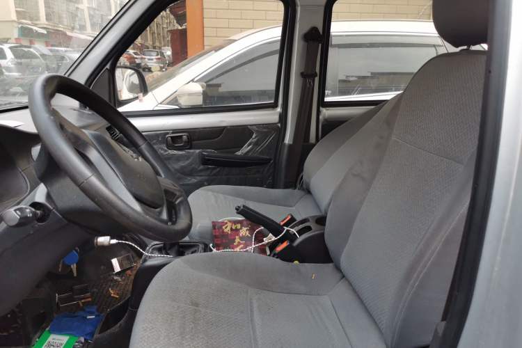Used Wuling Rongguang 2020 1.5L Extended Basic Version China VI Standard L3C Left Front Seat