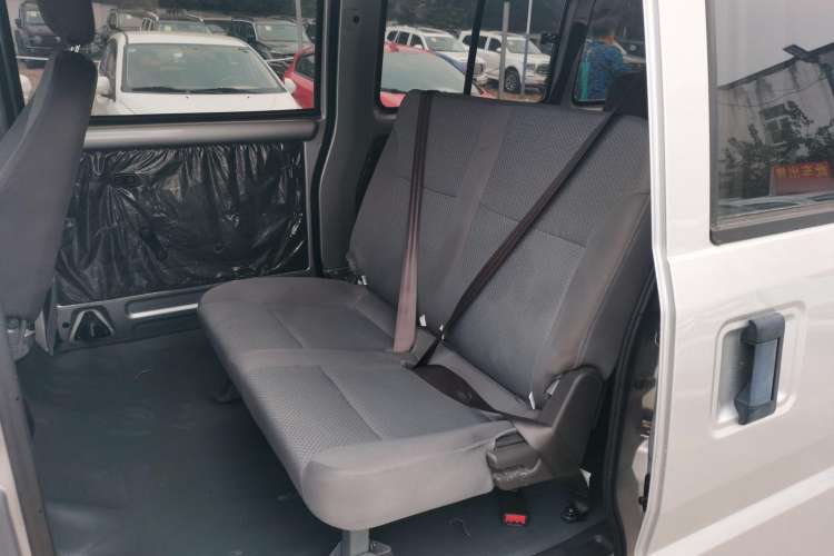 Used Wuling Rongguang 2020 1.5L Extended Basic Version China VI Standard L3C Left Rear Seat