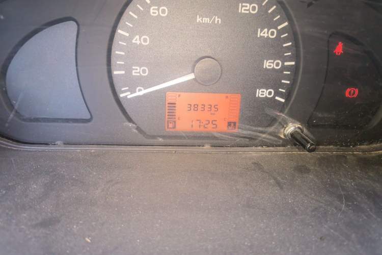 Used Wuling Rongguang  Odometer Close Up