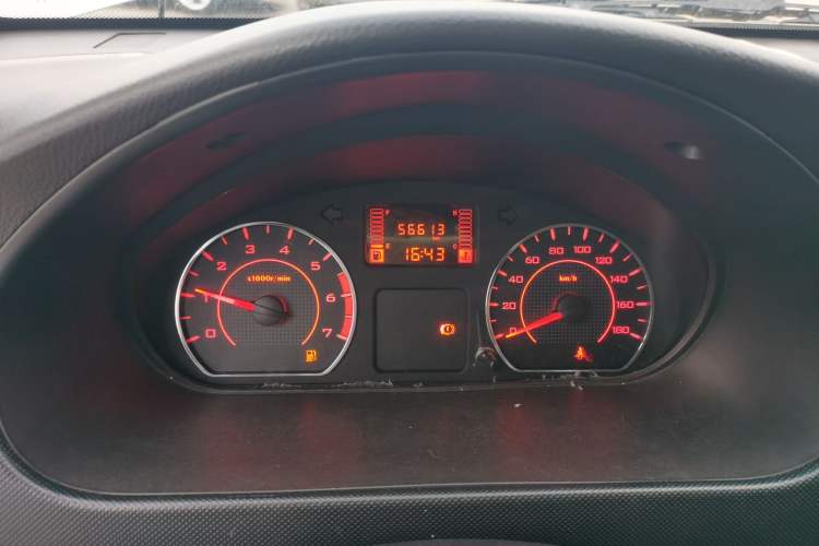 Used Wuling Rongguang 2020 1.5L Extended Basic Version China VI Standard L3C Odometer Close Up