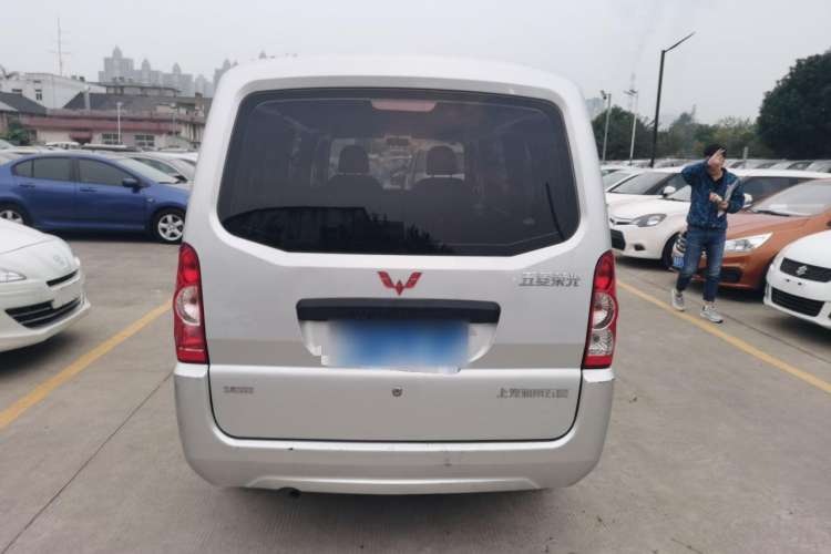 Used Wuling Rongguang 2020 1.5L Extended Basic Version China VI Standard L3C Rear