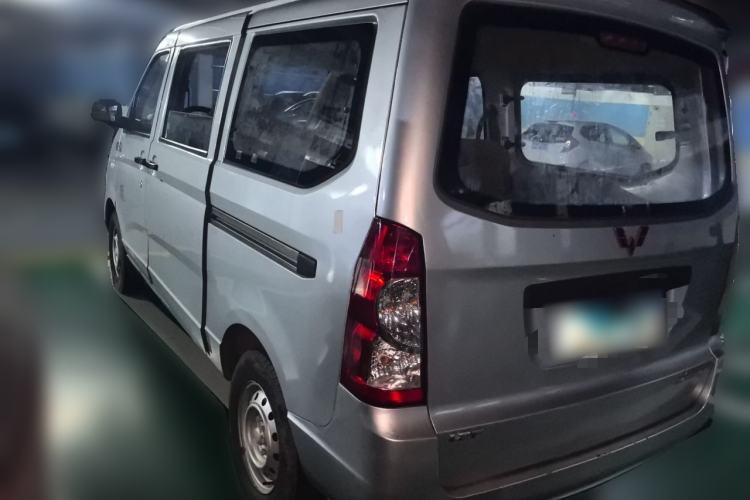 Used Wuling Rongguang 2020 1.2L S Base Model China VI Rear Left 45 Deg