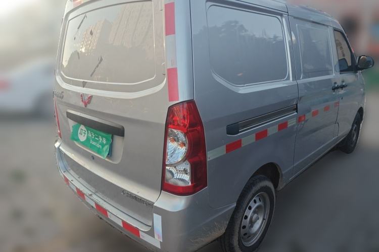 Used Wuling Rongguang  Rear Right 45 Deg