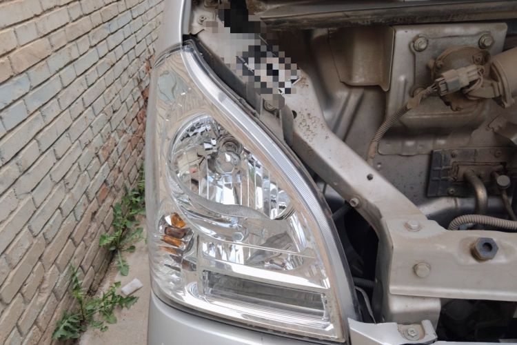Used Wuling Rongguang 2020 1.5L Extended Basic Version China VI Standard L3C Right Front Headlight