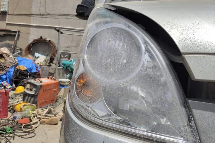 Used Wuling Rongguang 2020 1.2L S Base Model China VI Right Front Headlight