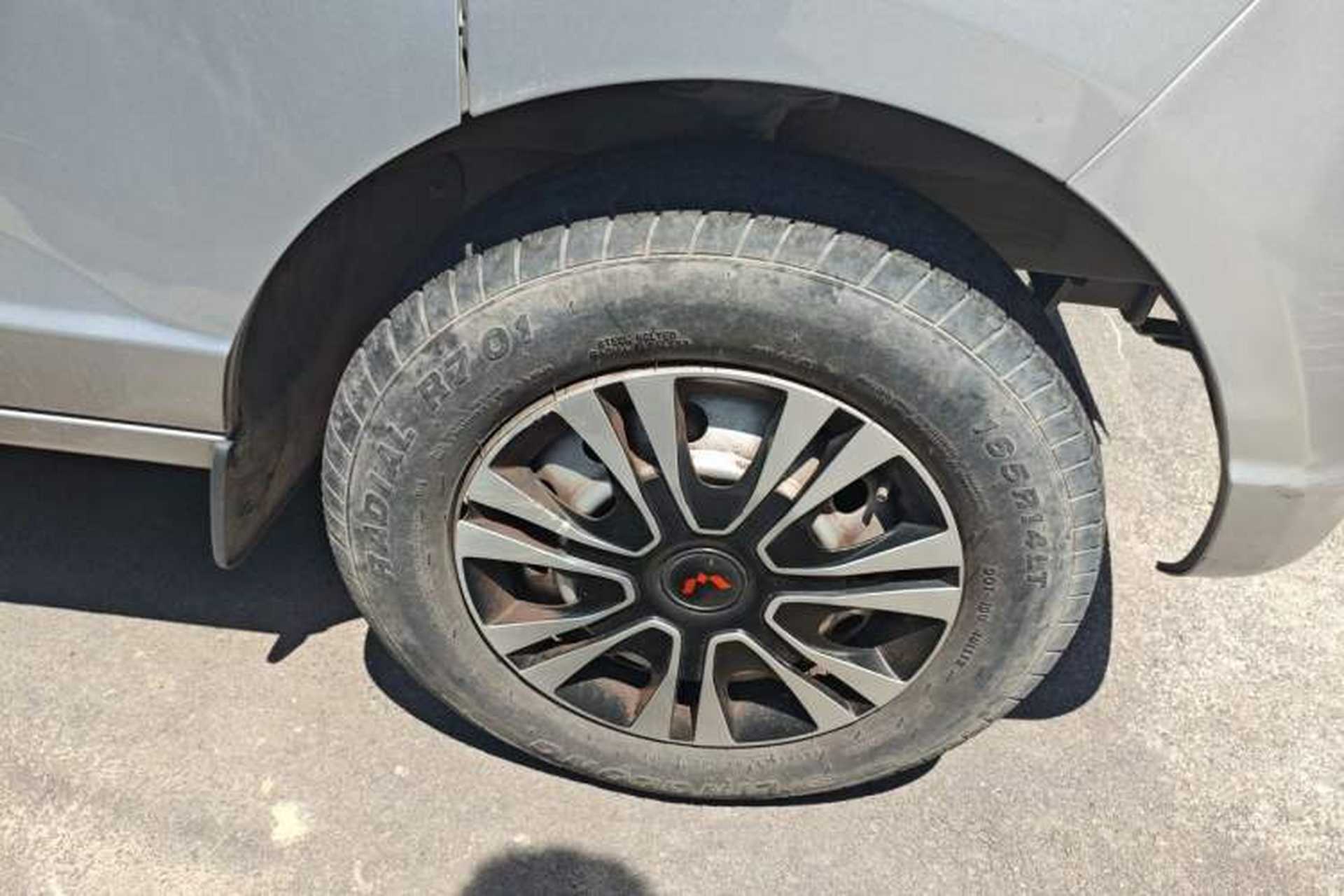 Used Wuling Rongguang 2020 1.2L S Base Model China VI Right Front Wheel Hub