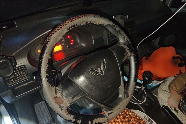 Used Wuling Rongguang 2020 1.5L Extended Basic Version China VI Standard L3C Steering Wheel