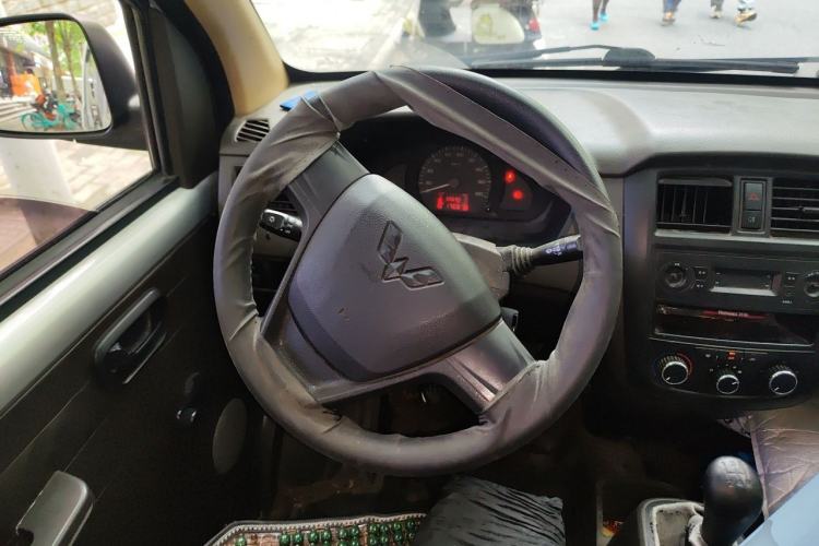 Used Wuling Rongguang 2020 1.2L S Base Model China VI Steering Wheel