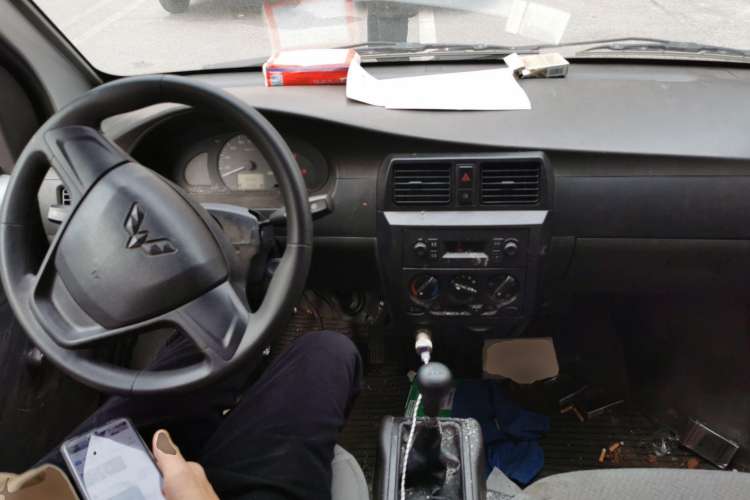Used Wuling Rongguang 2020 1.5L Extended Basic Version China VI Standard L3C Steering Wheel