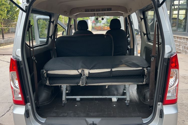 Used Wuling Rongguang 2020 1.2L S Base Model China VI Trunk