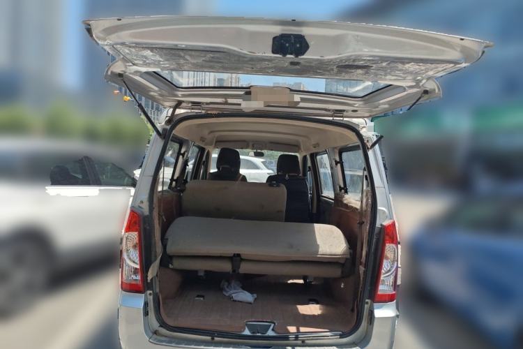 Used Wuling Rongguang 2020 1.2L S Base Model China VI Trunk