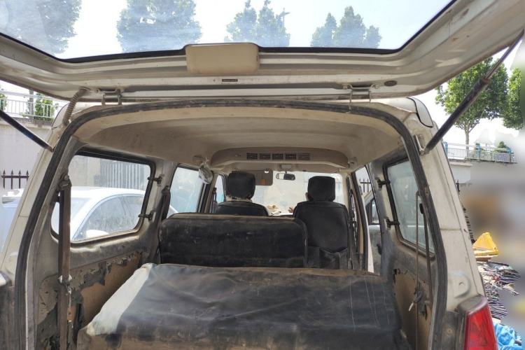 Used Wuling Rongguang 2020 1.2L S Base Model China VI Trunk