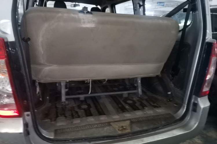 Used Wuling Rongguang 2020 1.2L S Base Model China VI Trunk