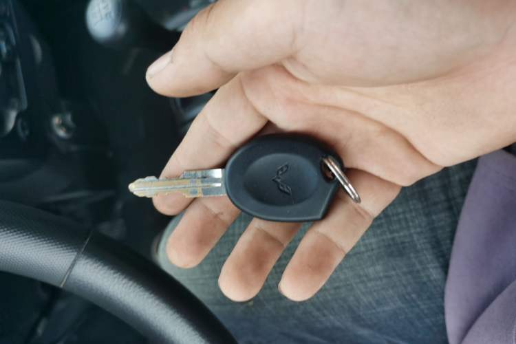 Used Wuling Rongguang 2020 1.5L Extended Basic Version China VI Standard L3C Vehicle Key