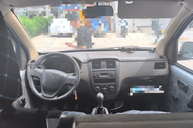 Used Wuling Rongguang 2020 1.2L S Base Model China VI Center Console