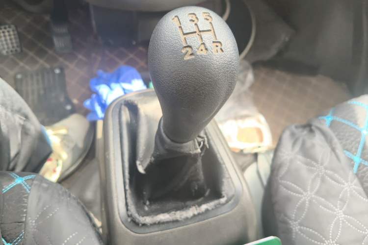 Used Wuling Rongguang 2020 1.2L S Base Model China VI Gear Lever