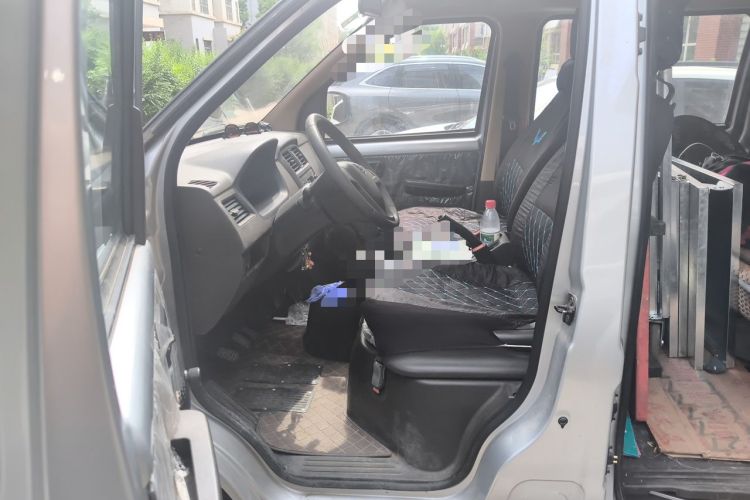 Used Wuling Rongguang 2020 1.2L S Base Model China VI Left Front Seat