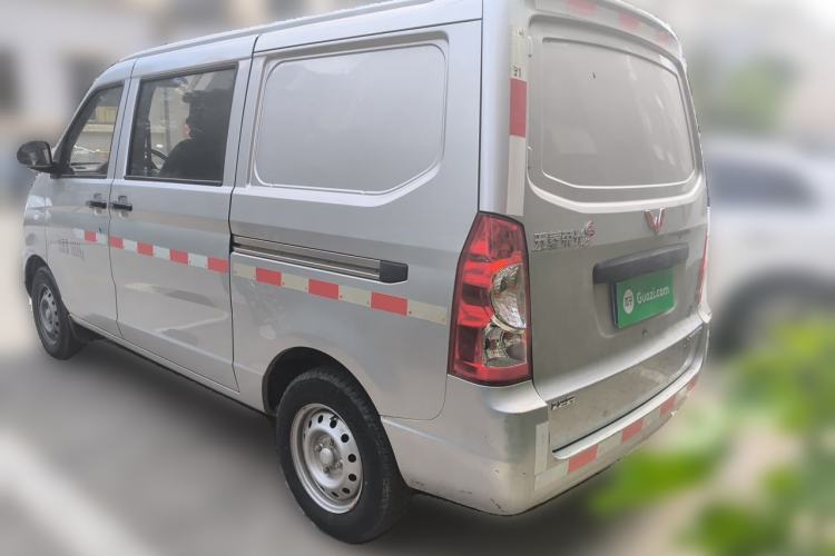 Used Wuling Rongguang 2020 1.2L S Base Model China VI Rear Left 45 Deg