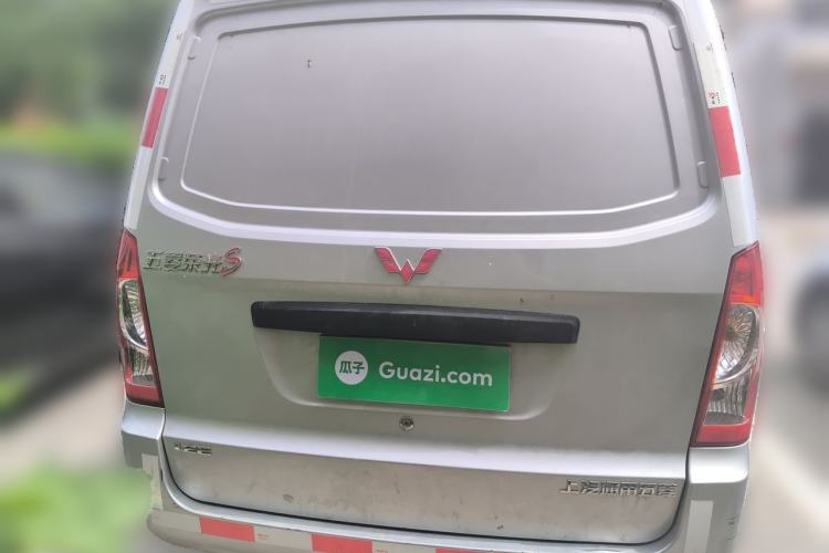 Used Wuling Rongguang 2020 1.2L S Base Model China VI Rear