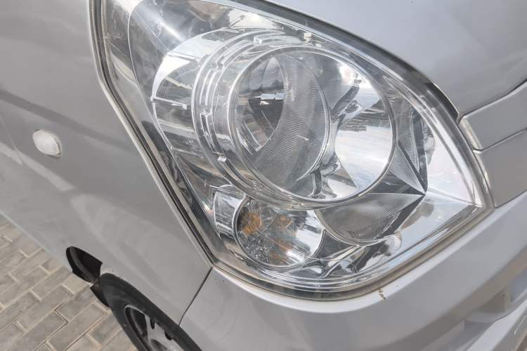 Used Wuling Rongguang 2020 1.2L S Base Model China VI Right Front Headlight
