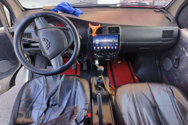 Used Wuling Rongguang 2020 1.5L Extended Basic Version China VI Standard L3C Center Console