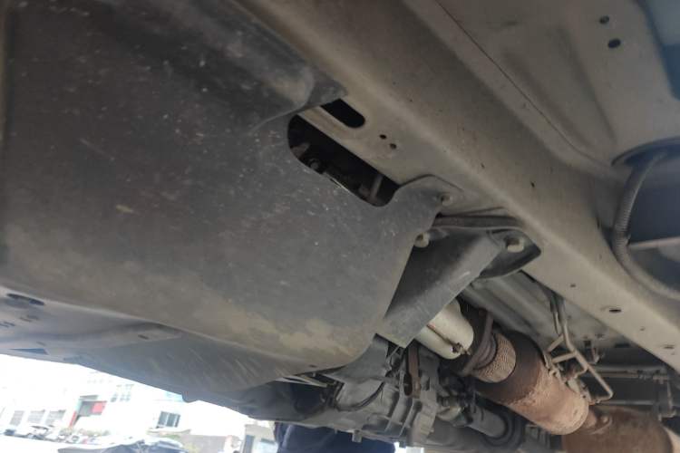 Used Wuling Rongguang 2020 1.5L Extended Basic Version China VI Standard L3C Chassis Front Left