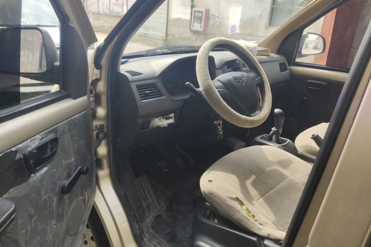 Used Wuling Rongguang 2020 1.2L S Base Model China VI Driver Seat