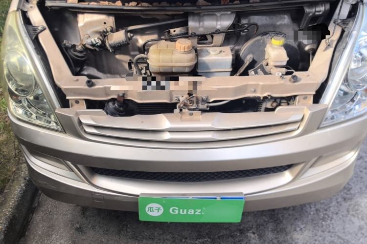 Used Wuling Rongguang 2020 1.2L S Base Model China VI Engine Bay