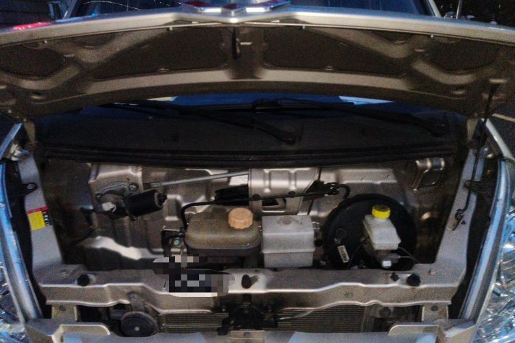 Used Wuling Rongguang 2020 1.2L S Base Model China VI Engine Bay