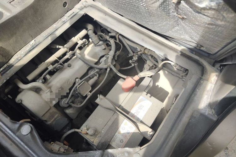 Used Wuling Rongguang 2020 1.2L S Base Model China VI Engine Bay Left