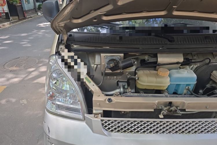 Used Wuling Rongguang 2020 1.5L Extended Basic Version China VI Standard L3C Engine Bay Right