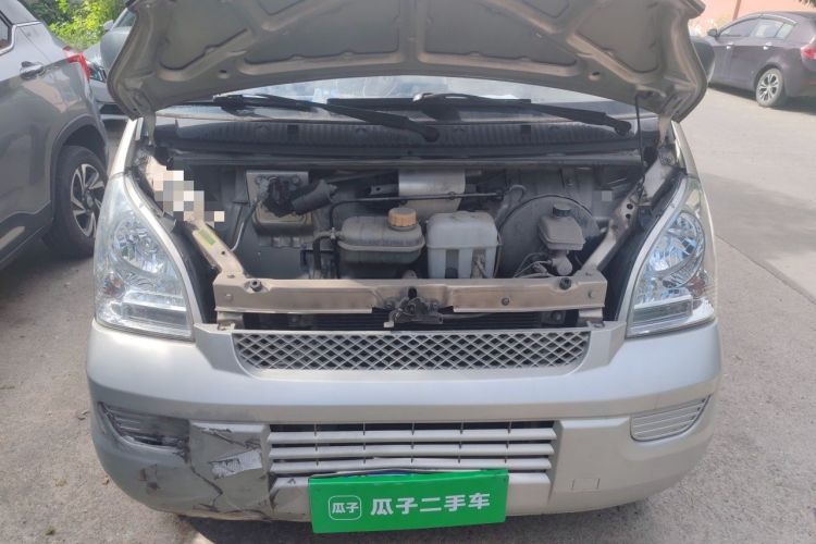 Used Wuling Rongguang 2020 1.5L Extended Basic Version China VI Standard L3C Engine Bay