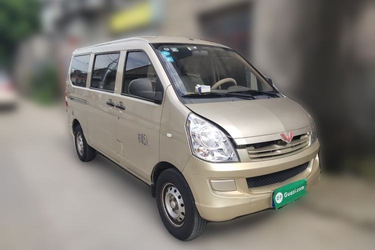 Used Wuling Rongguang 2020 1.2L S Base Model China VI Front Right 45 Deg