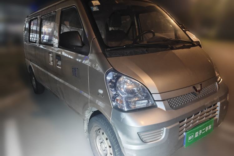 Used Wuling Rongguang 2020 1.5L Extended Basic Version China VI Standard L3C Front Right 45 Deg