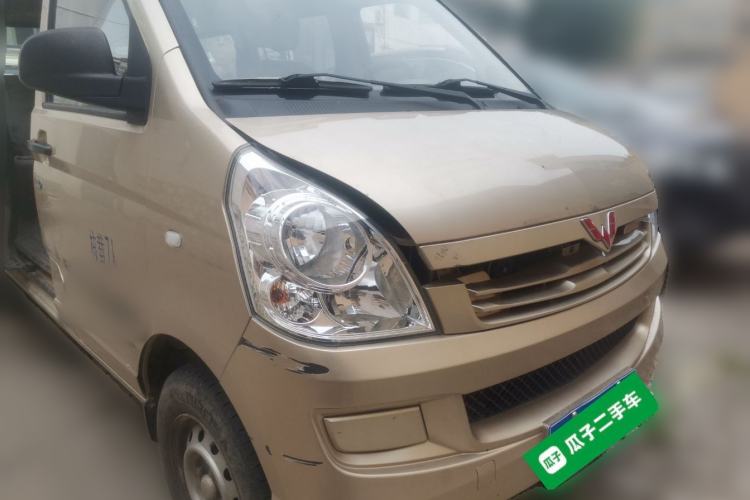 Used Wuling Rongguang 2020 1.2L S Base Model China VI Front Right 45 Deg