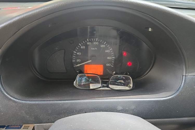 Used Wuling Rongguang 2020 1.5L Extended Basic Version China VI Standard L3C Instrument Cluster