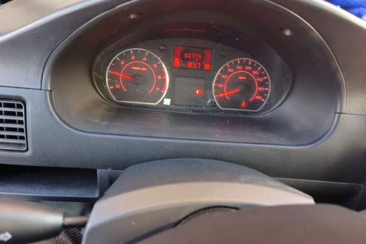 Used Wuling Rongguang 2020 1.5L Extended Basic Version China VI Standard L3C Instrument Cluster