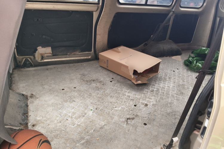 Used Wuling Rongguang 2020 1.5L Extended Basic Version China VI Standard L3C Left Rear Seat