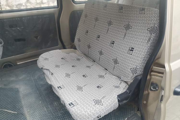 Used Wuling Rongguang 2020 1.2L S Base Model China VI Left Rear Seat