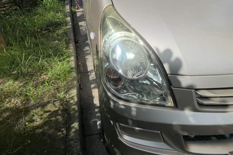 Used Wuling Rongguang 2020 1.2L S Base Model China VI Right Front Headlight