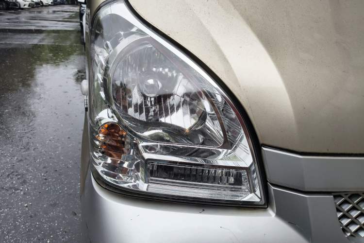 Used Wuling Rongguang 2020 1.5L Extended Basic Version China VI Standard L3C Right Front Headlight