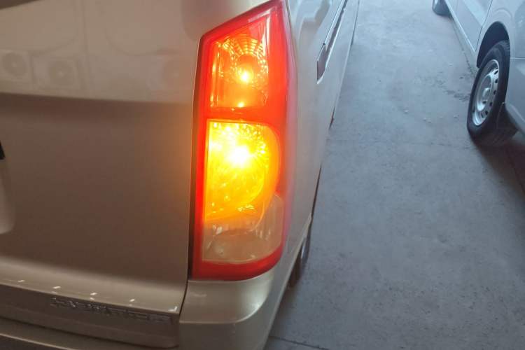 Used Wuling Rongguang 2020 1.2L S Base Model China VI Right Rear Taillight