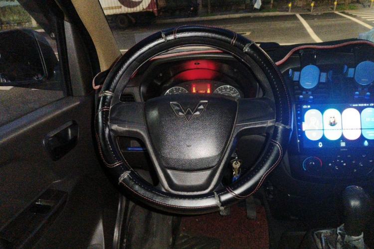 Used Wuling Rongguang 2020 1.2L S Base Model China VI Steering Wheel