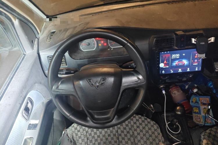 Used Wuling Rongguang 2020 1.5L Extended Basic Version China VI Standard L3C Steering Wheel