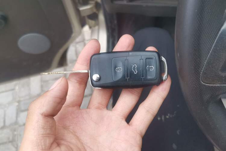 Used Wuling Rongguang 2020 1.2L S Base Model China VI Vehicle Key