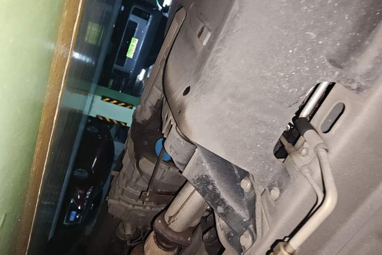 Used Wuling Rongguang 2021 1.5L Extended Standard Version with Air Conditioning – L3C Chassis Front Left