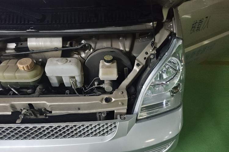 Used Wuling Rongguang 2021 1.5L Extended Standard Version with Air Conditioning – L3C Engine Bay Left
