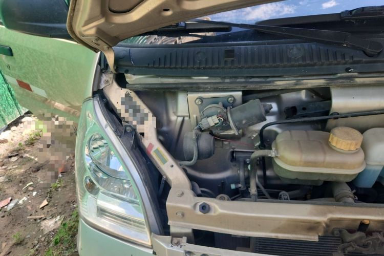 Used Wuling Rongguang 2021 1.5L Extended Basic Model Enclosed-Window Vehicle, 5-seater LAR Engine Bay Right